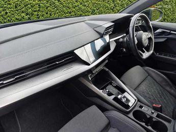 Audi A3 Saloon Edition 1 35 TFSI  150 PS S tronic