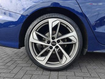 Audi A3 Saloon Edition 1 35 TFSI  150 PS S tronic