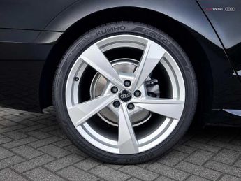 Audi A4 S line 35 TFSI  150 PS S tronic