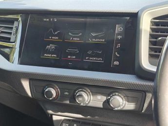Audi A1 Citycarver 30 TFSI  116 PS S tronic