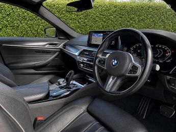 BMW 5 Series M550i xDrive 4dr Auto
