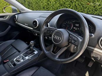 Audi A3 Sportback Sport 35 TFSI  150 PS S tronic