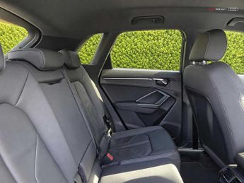 Audi Q3 S line 40 TFSI quattro 190 PS S tronic