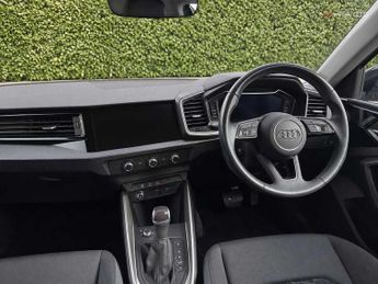 Audi A1 Sportback Sport 30 TFSI  110 PS S tronic