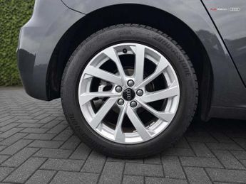Audi A1 Sportback Sport 30 TFSI  110 PS S tronic