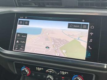 Audi Q3 S line 40 TFSI quattro 190 PS S tronic