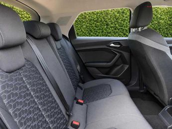 Audi A1 Sportback Sport 25 TFSI  95 PS S tronic