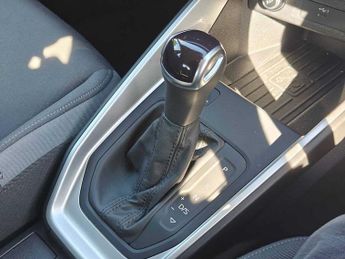 Audi A1 Sportback Sport 25 TFSI  95 PS S tronic