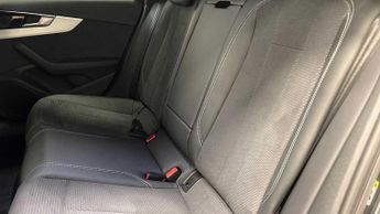 Audi A4 Avant S line 40 TFSI  204 PS S tronic