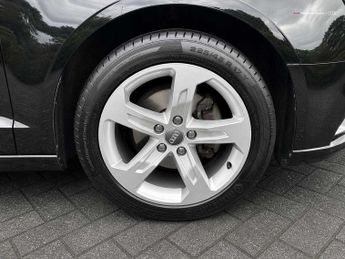 Audi A3 Saloon Sport 1.5 TFSI cylinder on demand  150 PS S tronic