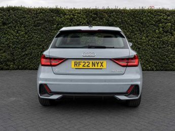 Audi A1 Sportback S line 30 TFSI  110 PS S tronic