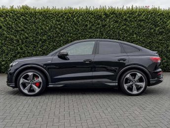 Audi Q4 E-tron Sportback Black Edition 45  210,00 kW
