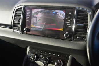 SKODA Karoq 1.5 TSI SE L 5dr DSG