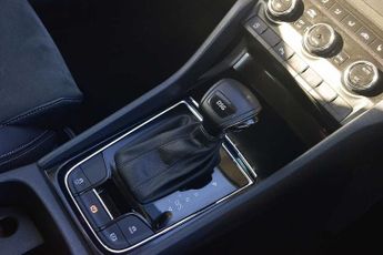 SKODA Karoq 1.5 TSI SE L 5dr DSG