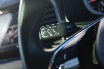 SKODA Karoq Estate 1.5 TSI SE L 5dr DSG