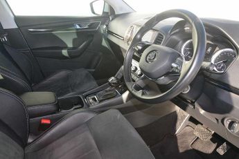 SKODA Karoq Estate 1.5 TSI SE L 5dr DSG