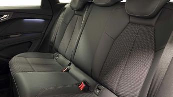 Audi Q4 E-tron S line 40  150,00 kW