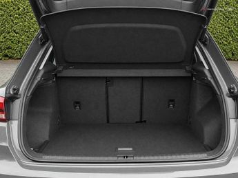 Audi Q3 Technik 35 TFSI  150 PS S tronic