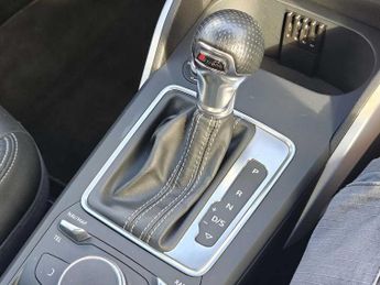 Audi Q2 S line 35 TFSI  150 PS S tronic