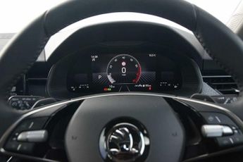 SKODA Kamiq Hatchback 1.0 TSI SE 5dr DSG