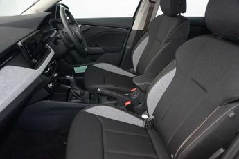 SKODA Kamiq Hatchback 1.0 TSI SE 5dr DSG