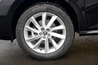 SKODA Kamiq Hatchback 1.0 TSI SE 5dr DSG