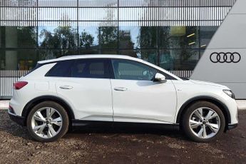 Audi Q4  S line 40 e-tron  150 