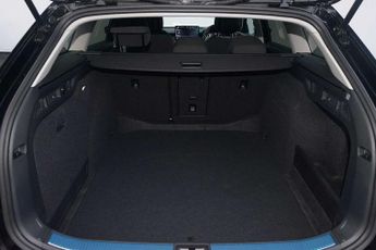 SKODA Superb 2.0 TDI 150ps SE Technology DSG 5-Dr Estate