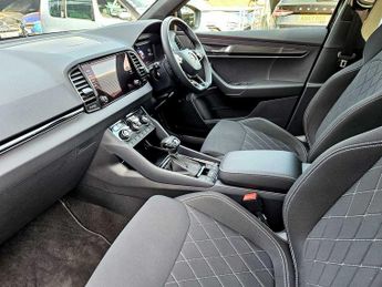 SKODA Karoq SUV 2.0TDI (150ps) 4X4 SportLine SCR DSG