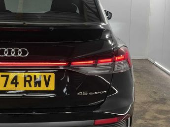Audi Q4 Sportback S line 45 e-