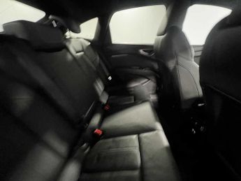 Audi Q4 Sportback S line 45 e- 