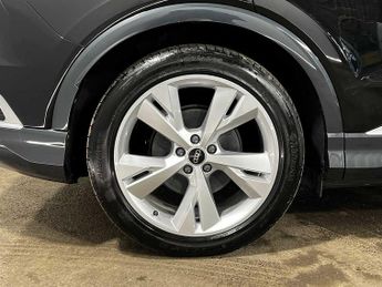 Audi Q4 Sportback S line 45 e- 