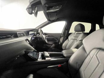 Audi Q8 S line 55 e-tron quattro 300,00 kW