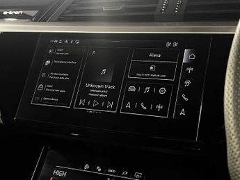Audi Q8 S line 55 e-tron quattro 300,00 kW