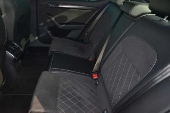 SKODA Superb 1.5 TSI 150ps SportLine Plus ACT DSG Hatch