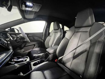 Audi Q4 Sportback Black Editio 