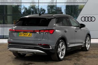 Audi Q4  S line 45 e-tron  210 