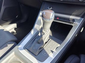 Audi Q3 Sport 35 TFSI  150 PS S tronic