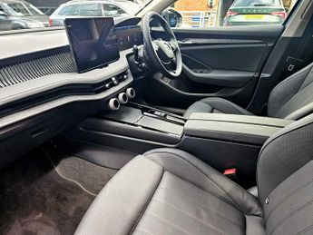 SKODA Superb 1.5 TSI (204ps) SE L iV DSG