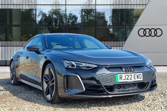 Audi E-Tron Carbon Black   440,00 kW