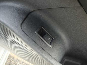 Audi A6 Avant Launch Edition e-tron performance  270,00 kW