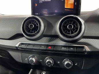 Audi Q2 S line 35 TDI quattro 150 PS S tronic