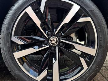 SKODA Kamiq 1.0 TSI (116ps) Monte Carlo DSG SUV