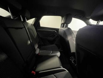 Audi Q3 Sportback Black Edition 35 TFSI  150 PS S tronic