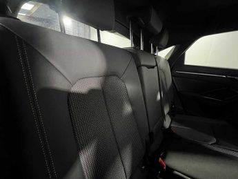 Audi Q3 Sportback Black Edition 35 TFSI  150 PS S tronic