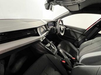 Audi A1 Sportback S line 30 TFSI  116 PS S tronic