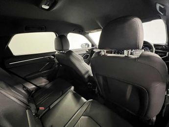 Audi Q3 Sportback Black Edition 35 TFSI  150 PS S tronic