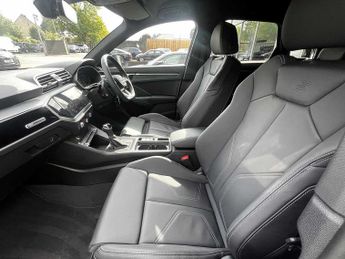 Audi Q3 Black Edition 35 TFSI  150 PS S tronic
