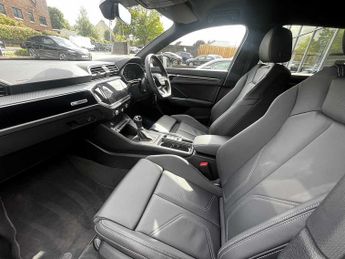 Audi Q3 Black Edition 35 TFSI  150 PS S tronic