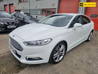 Ford Mondeo 2.0 TDCi Titanium Hatchback 5dr Diesel Powershift Euro 6 (s/s) (